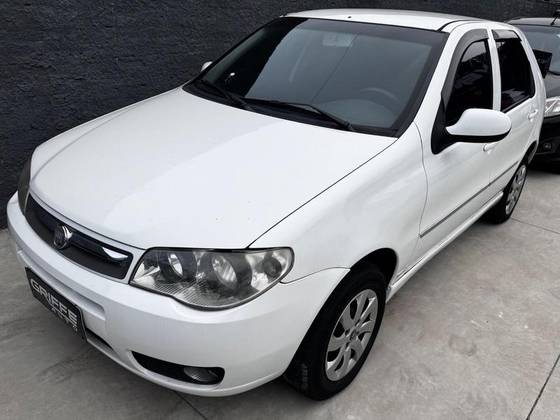 FIAT PALIO 1.0 MPI ATTRACTIVE 8V FLEX 4P MANUAL FIAT PALIO 1.0 MPI ATTRACTIVE 8V FLEX 4P MANUAL
